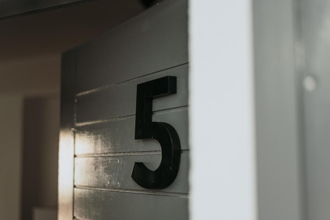 Five Keys Apartments Ayia Napa Bagian luar foto